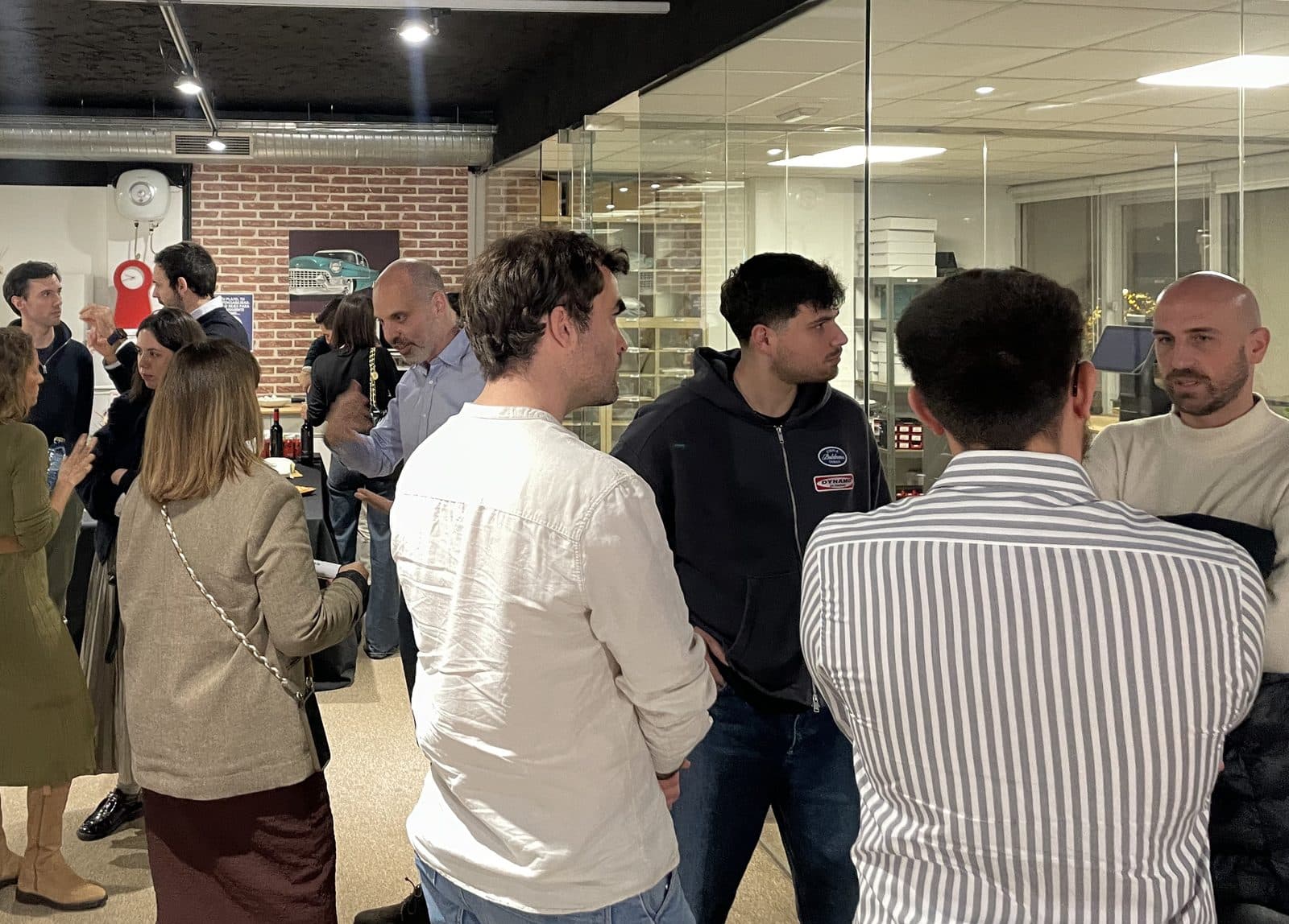 Gextia Insights — directivos conversando tras el evento