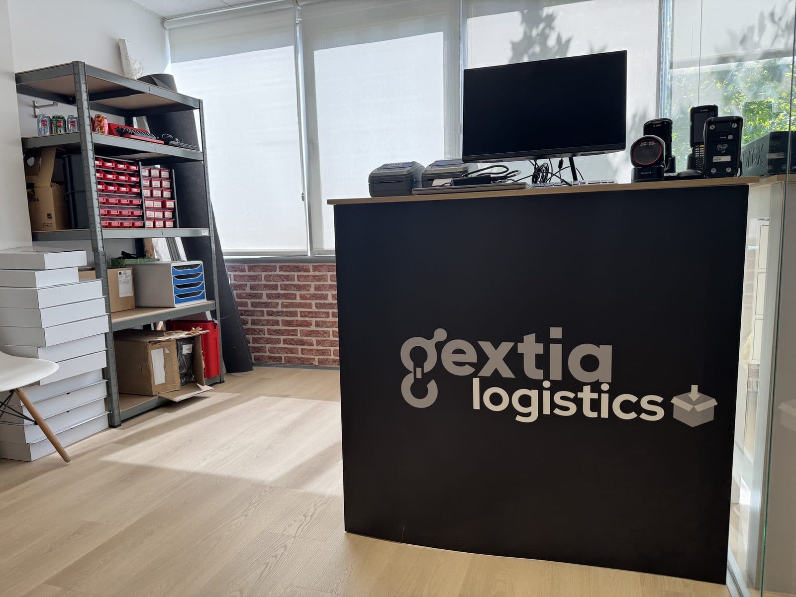 Showroom Gextia — hardware de Gextia Logistics